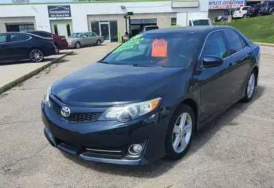 2014 Toyota Camry 2.5 Auto SE's photo