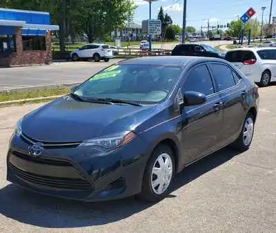 2019 Toyota Corolla LE AT's photo