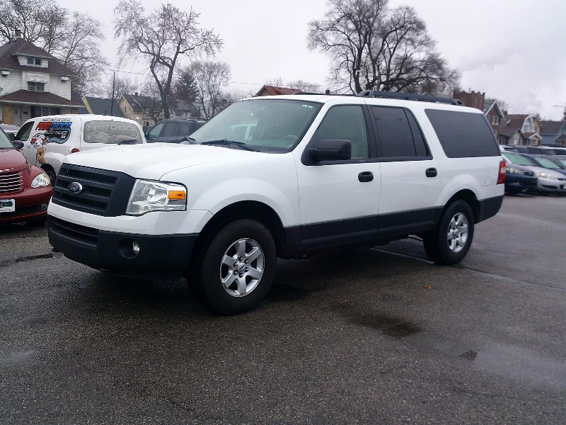 2014 Ford Expedition XL EL 4x4 (Fleet)'s photo
