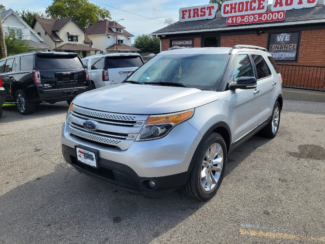 2012 Ford Explorer XLT's photo