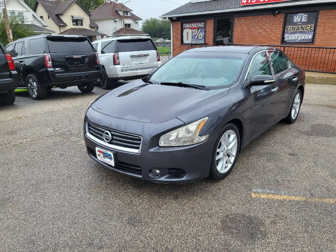 2010 Nissan Maxima 3.5 SV's photo