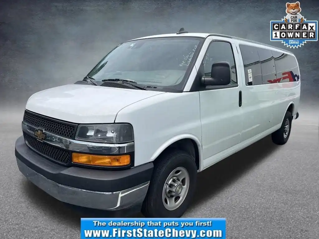 2024 Chevrolet Express LT 3500 Extended's photo