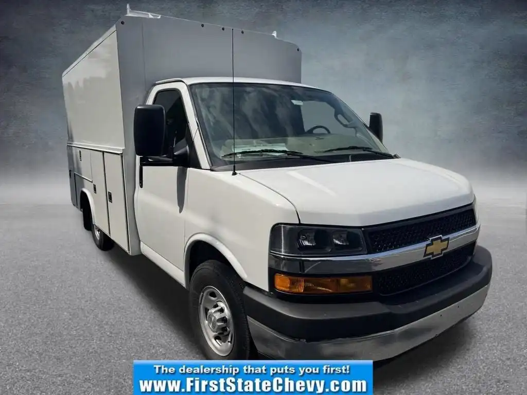 2026 Chevrolet Express 3500 139" WB's photo