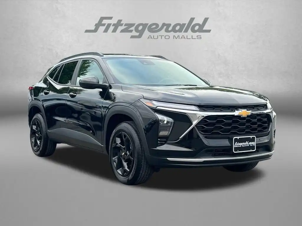 2025 Chevrolet Trax LT's photo