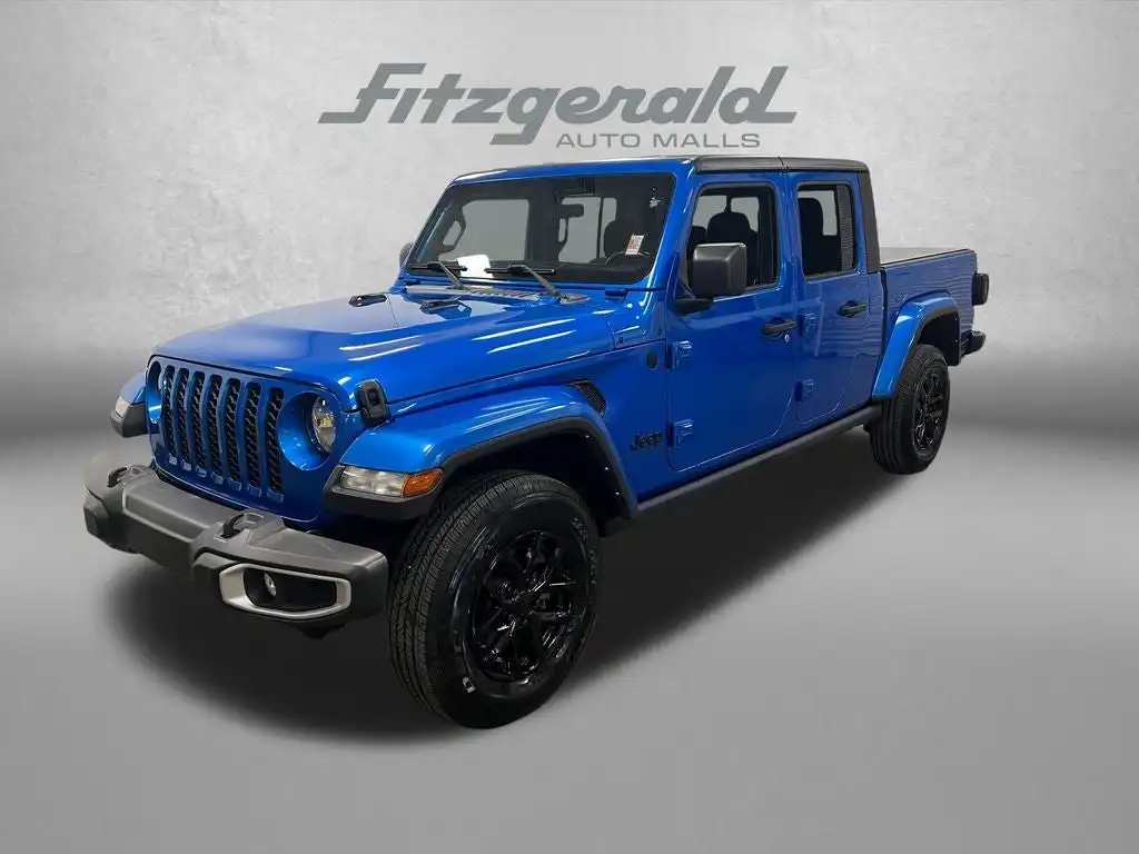 2021 Jeep Gladiator Sport S's photo