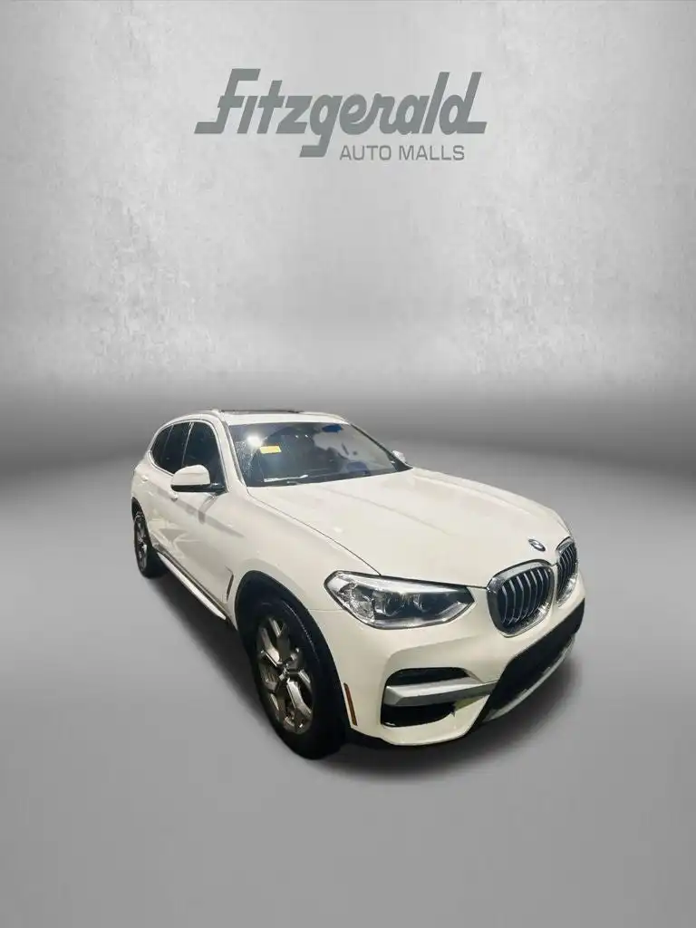 2021 BMW X3 sDrive30i's photo