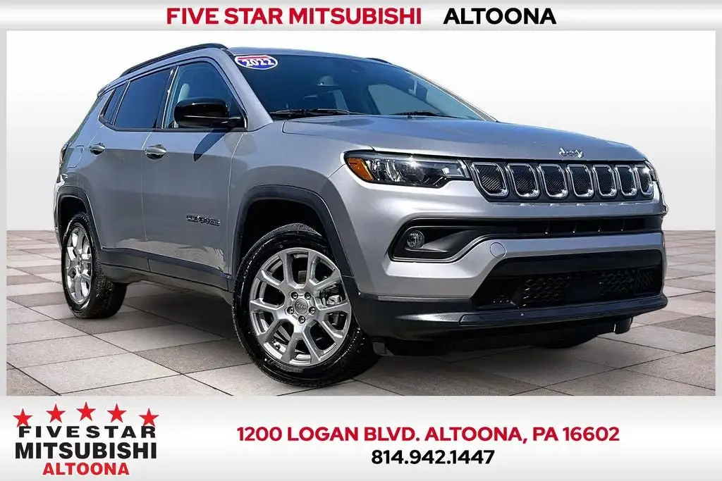2022 Jeep Compass Latitude Lux 4X4's photo