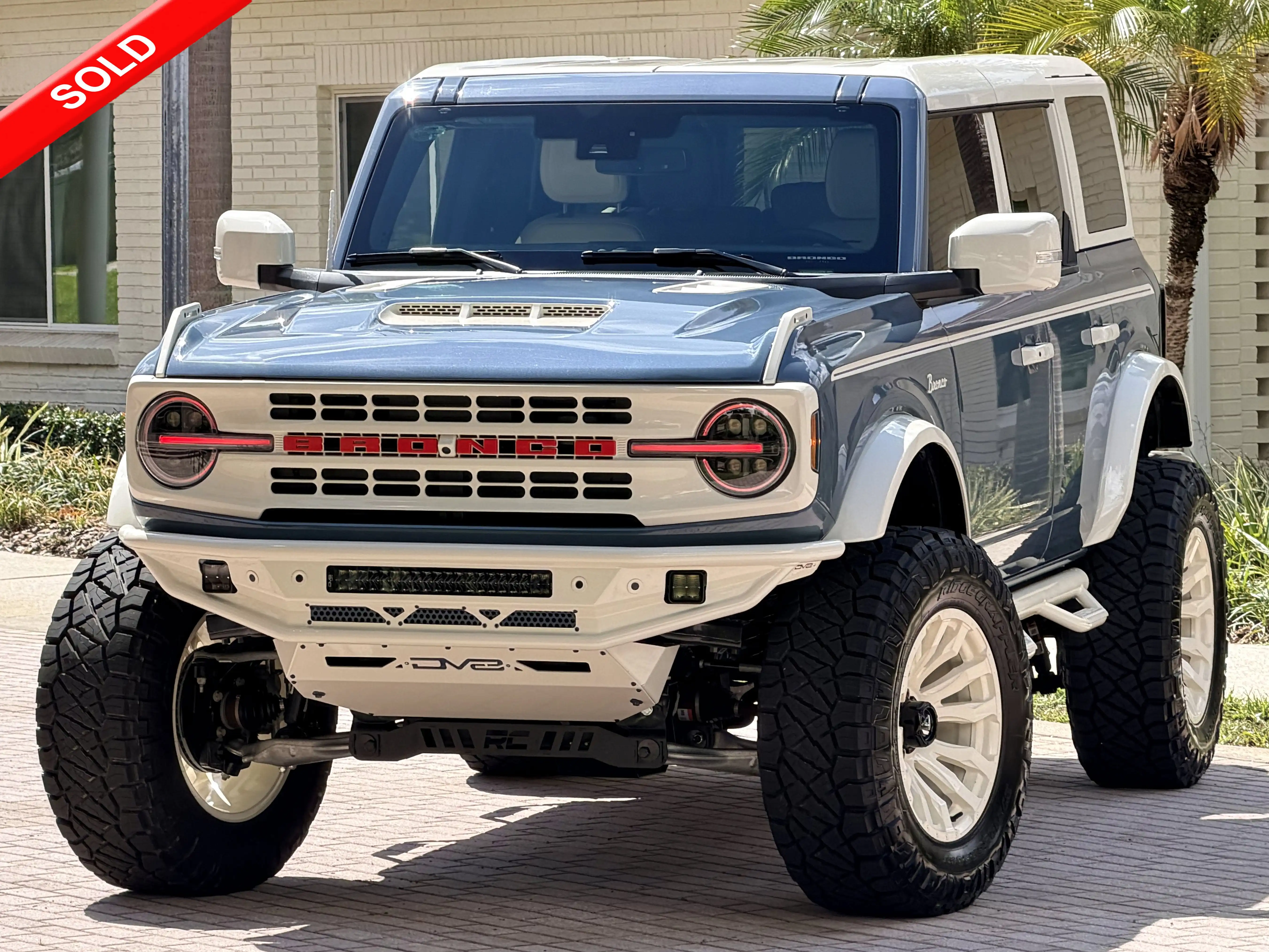 2025 Ford Bronco Outer Banks 4x4's photo