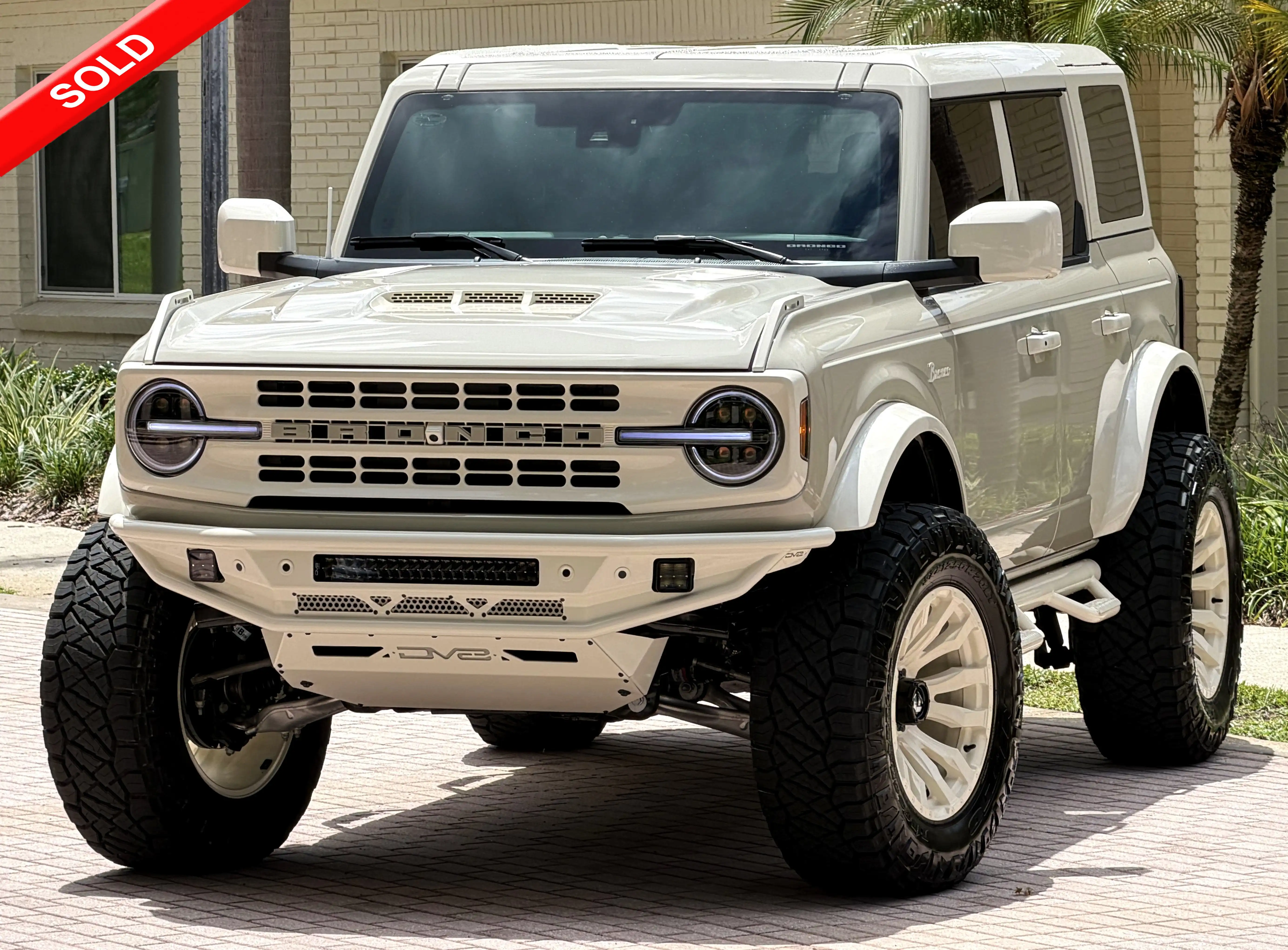 2026 Ford Bronco Outer Banks 4x4's photo