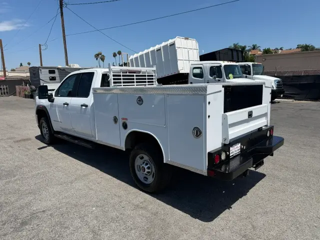 2020 GMC Sierra 2WD Double Cab Long Box photo 4