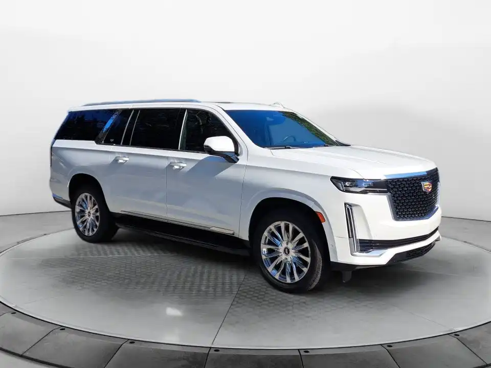 2022 Cadillac Escalade ESV Premium Luxury 4WD's photo