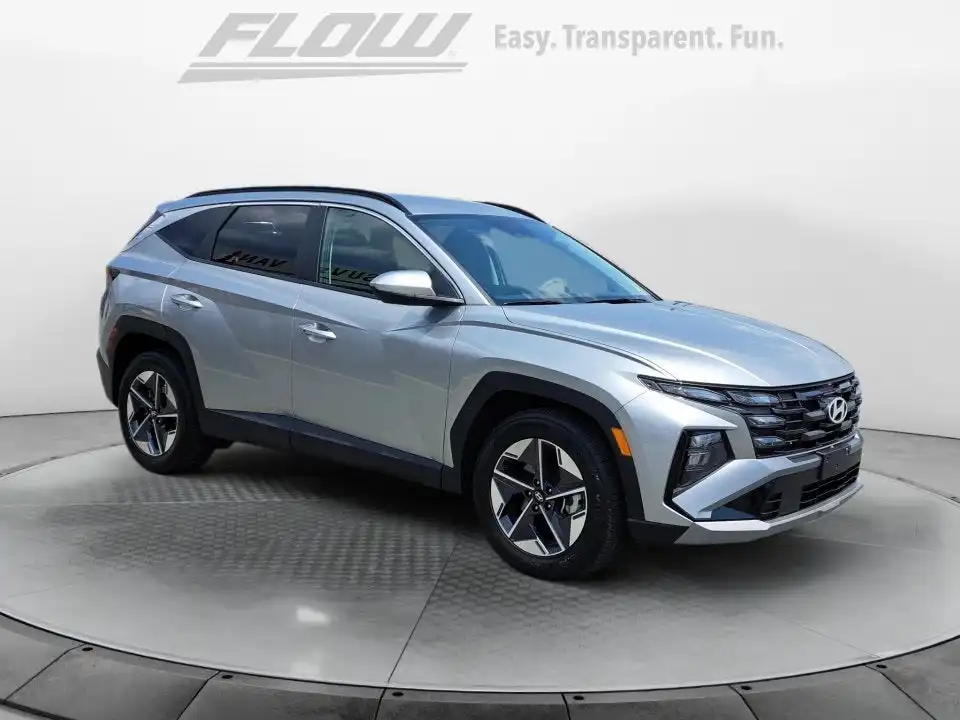2026 Hyundai Tucson SEL FWD's photo