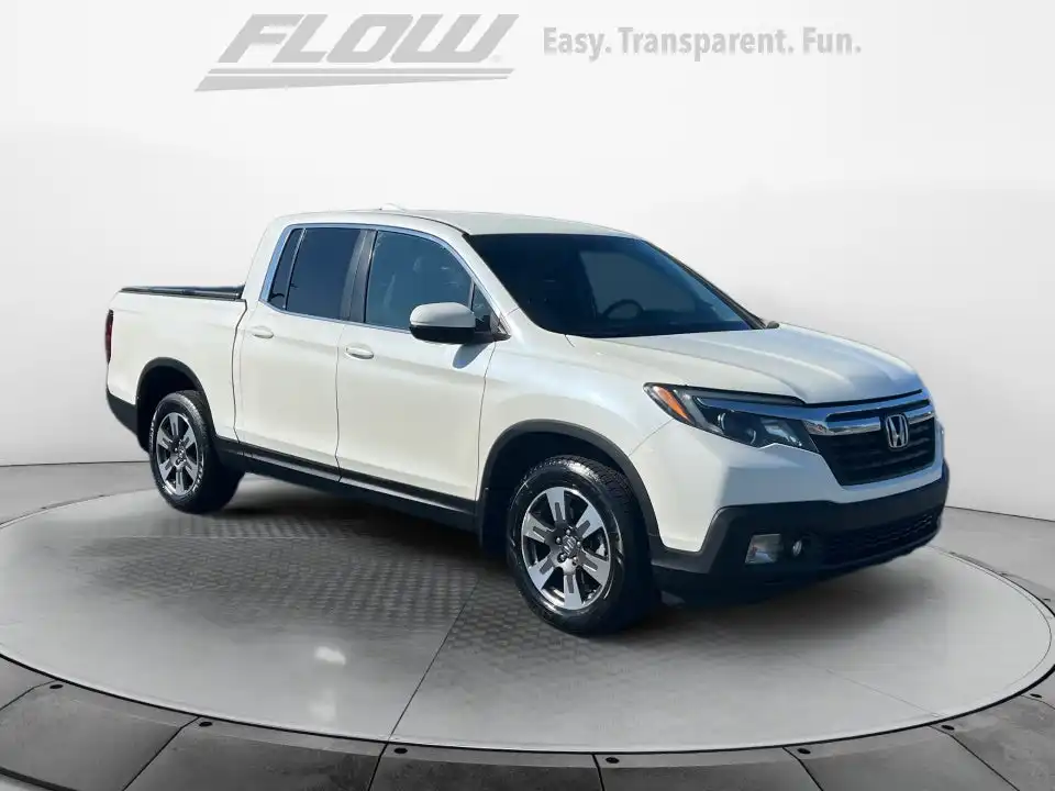 2017 Honda Ridgeline RTL AWD's photo