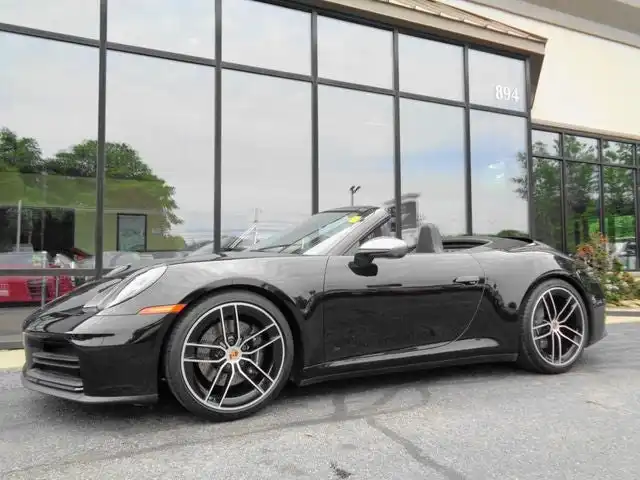 2026 Porsche 911 Carrera T Cabriolet's photo
