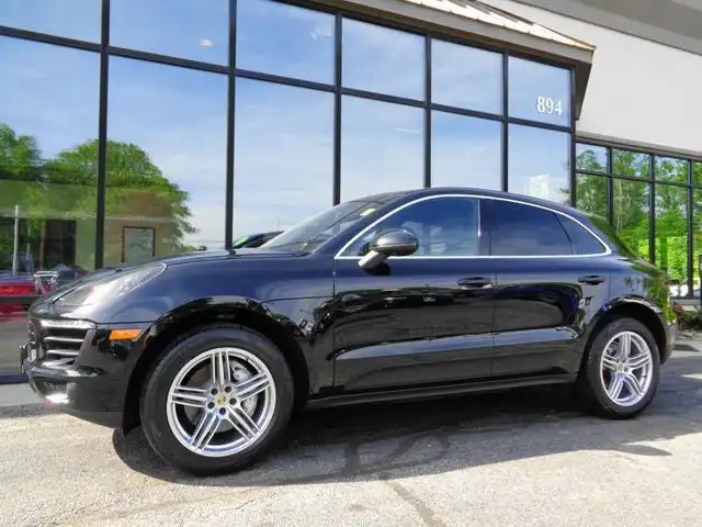 2015 Porsche Macan S's photo