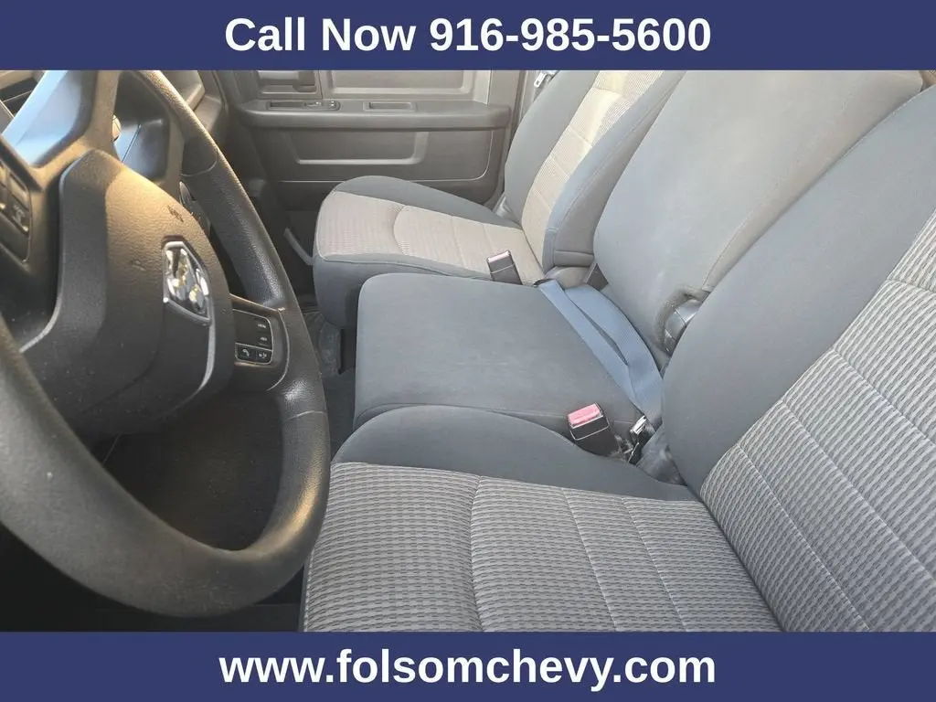 2012 RAM 1500 Express 4WD Quad Cab photo 5
