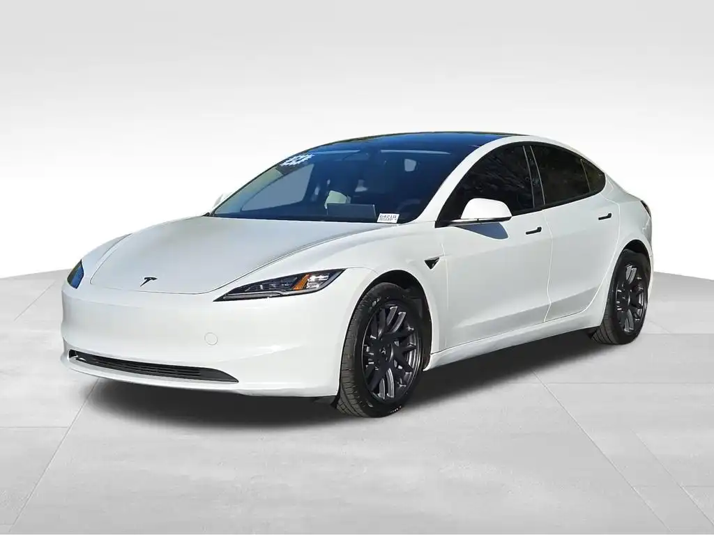 2024 Tesla Model 3 Base's photo