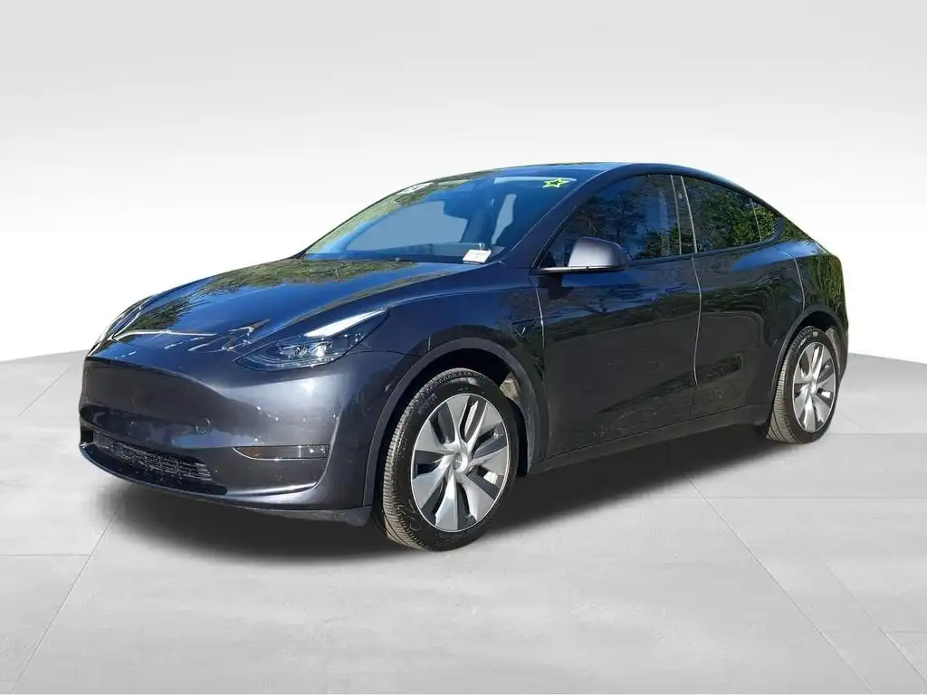 2024 Tesla Model Y Long Range Dual Motor All-Wheel Drive's photo