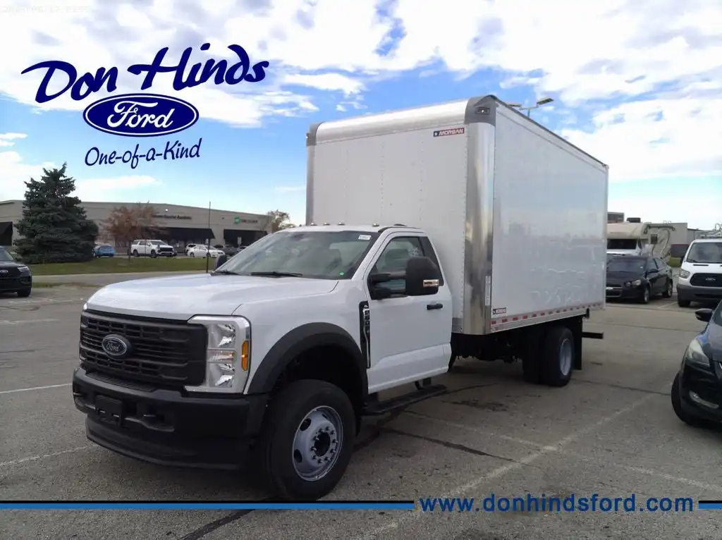 2025 Ford F-600 XL Regular Cab 205-In DRW's photo