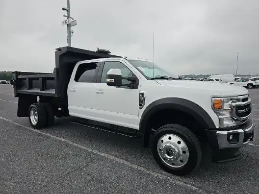 2020 Ford F-550 Lariat 4WD Crew Cab DRW 179 in's photo