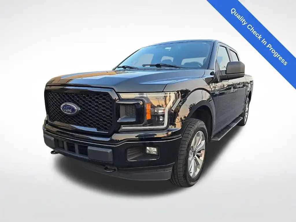 2018 Ford F-150 XL 4x4 SuperCrew 5-1/2 Box's photo