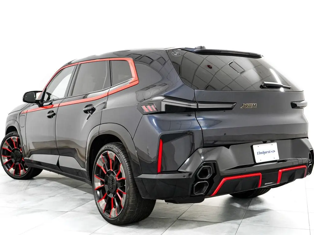 2023 BMW XM Base photo 5