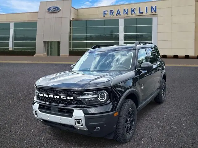 2026 Ford Bronco Sport Outer Banks 4X4 photo 3