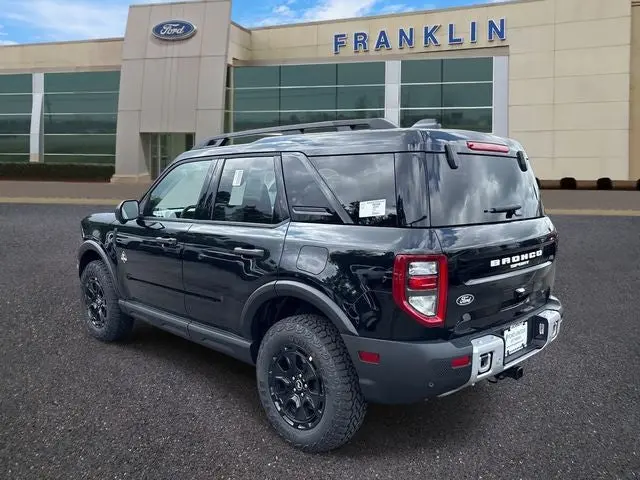 2026 Ford Bronco Sport Outer Banks 4X4 photo 5