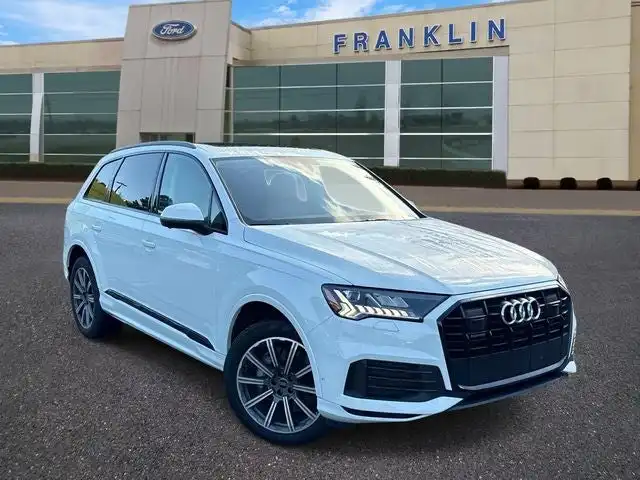2024 Audi Q7 45 Premium Plus quattro Tiptronic's photo