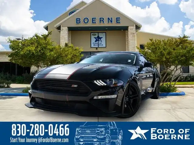 2019 Ford Mustang GT Coupe's photo