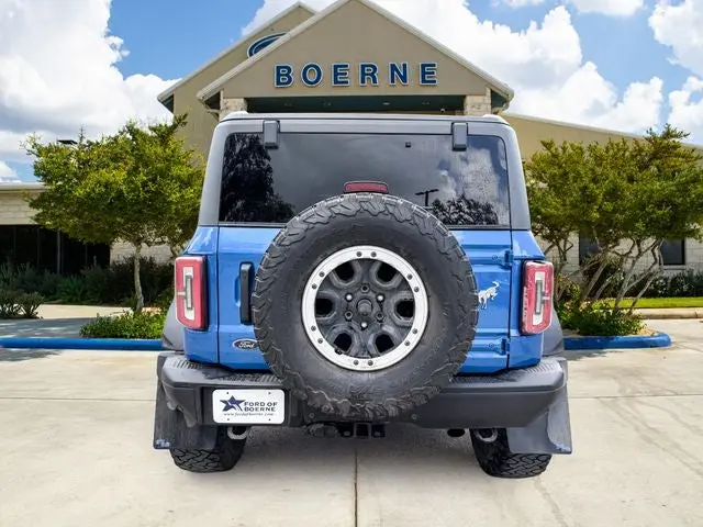 2023 Ford Bronco Badlands 4x4 photo 4