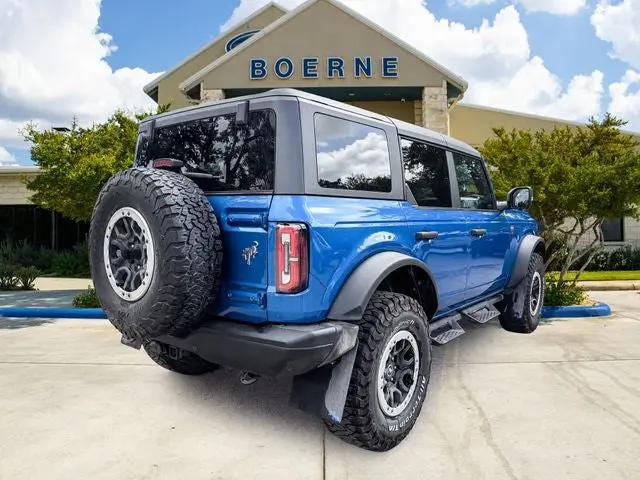 2023 Ford Bronco Badlands 4x4 photo 5