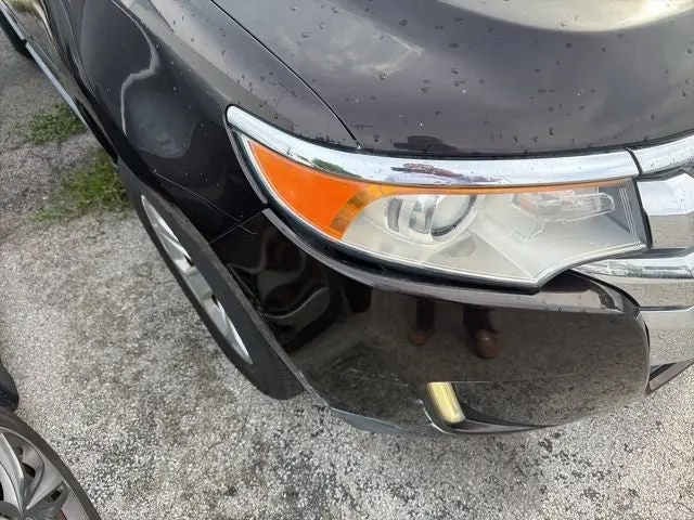 2013 Ford Edge SEL photo 4