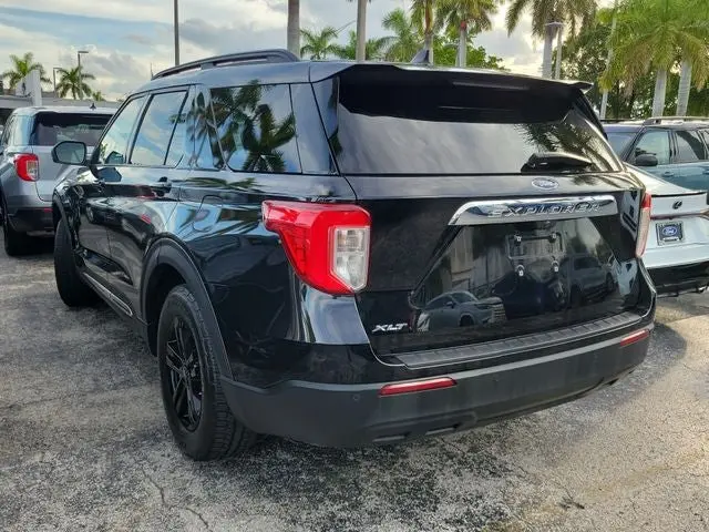 2021 Ford Explorer XLT RWD photo 4