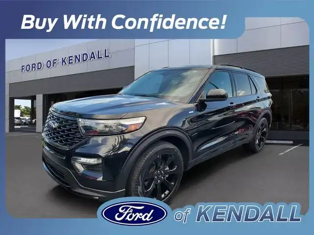 2023 Ford Explorer ST-LINE RWD's photo