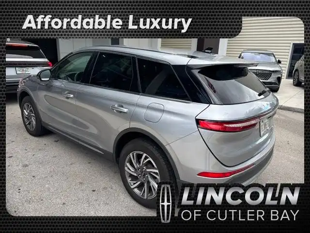 2024 Lincoln Corsair Premiere FWD's photo