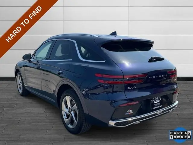 2026 Genesis GV70 2.5T Select AWD photo 4