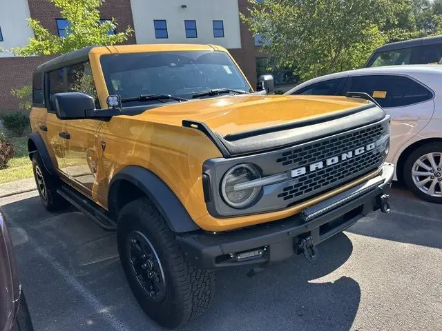 2021 Ford Bronco Badlands 4WD photo 3