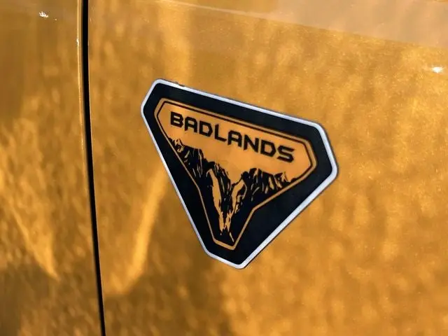 2021 Ford Bronco Badlands 4WD photo 5