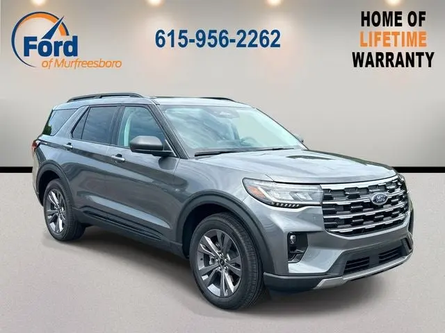 2026 Ford Explorer Active 4WD photo 3
