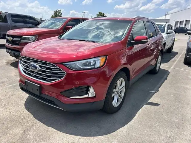 2020 Ford Edge SEL photo 1