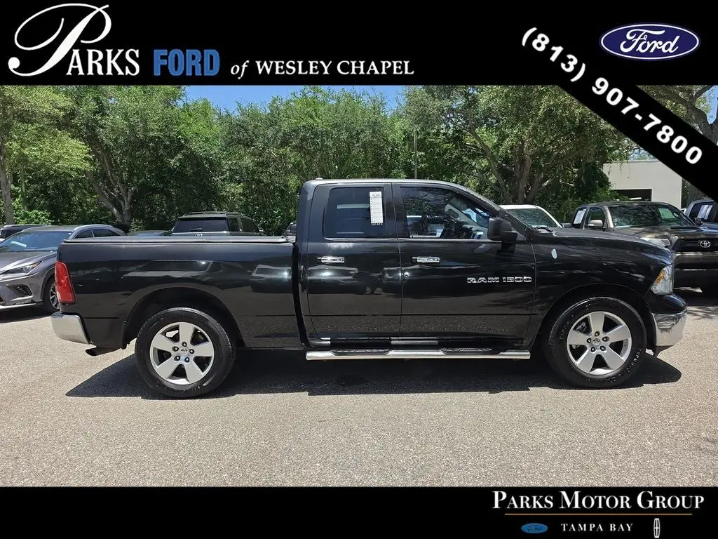 2011 RAM 1500 SLT Quad Cab photo 4
