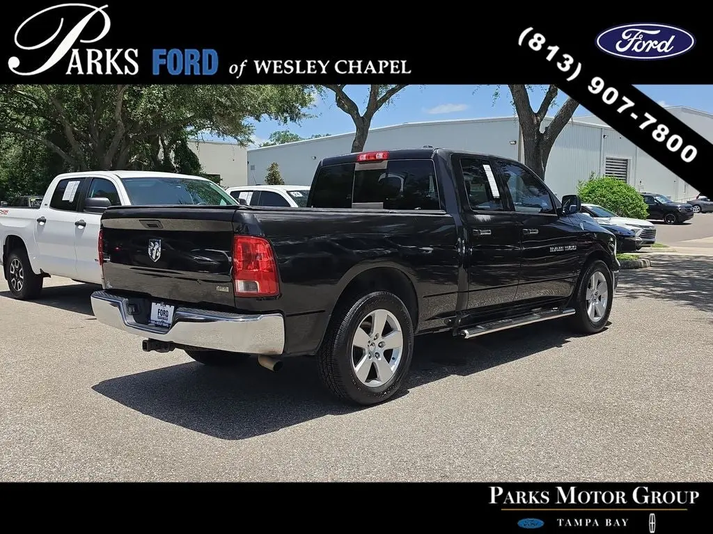 2011 RAM 1500 SLT Quad Cab photo 5