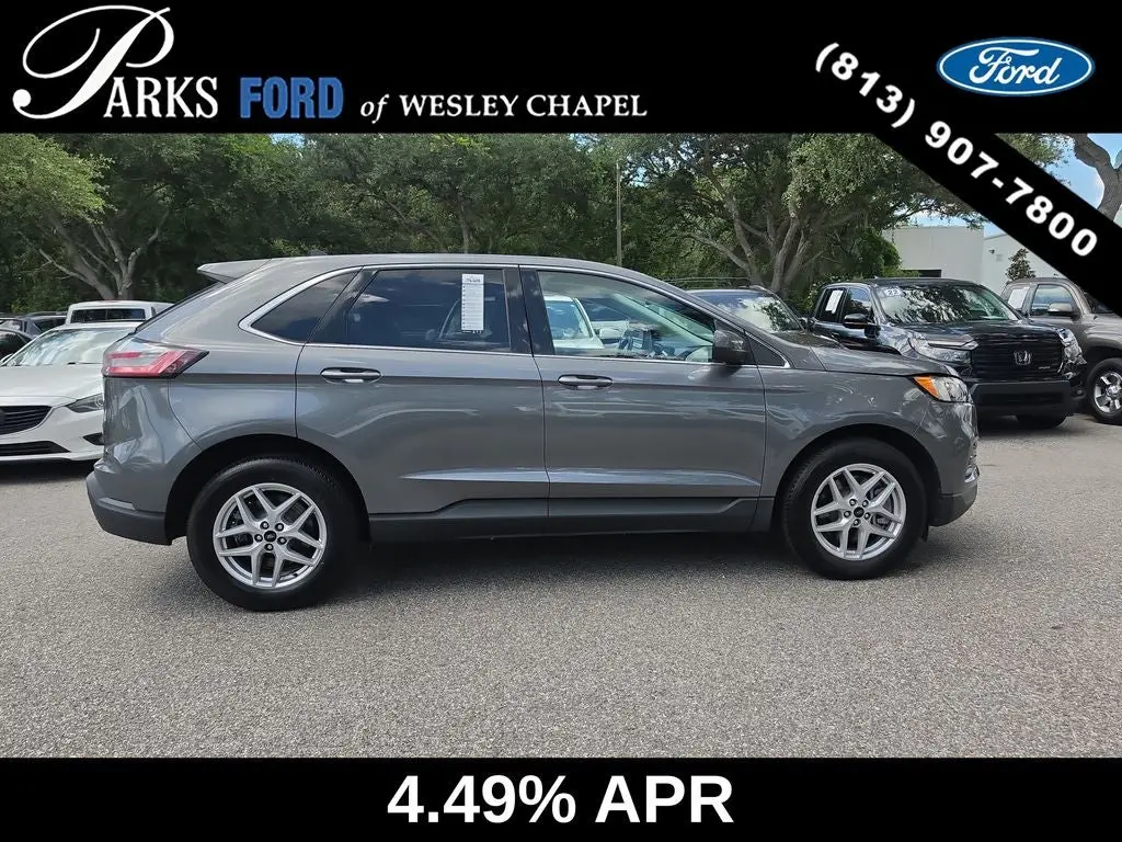 2024 Ford Edge SEL AWD photo 3
