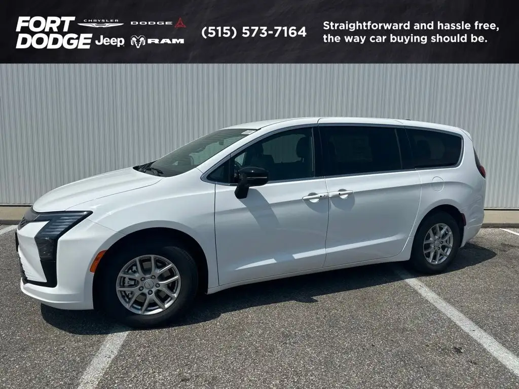 2027 Chrysler Pacifica Select's photo