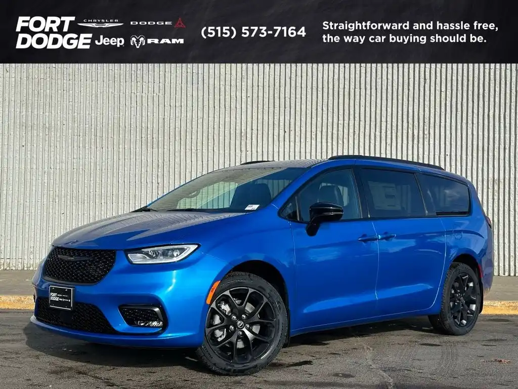 2026 Chrysler Pacifica Select AWD's photo