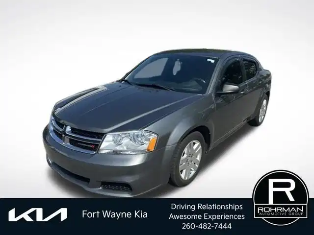 2013 Dodge Avenger SE's photo