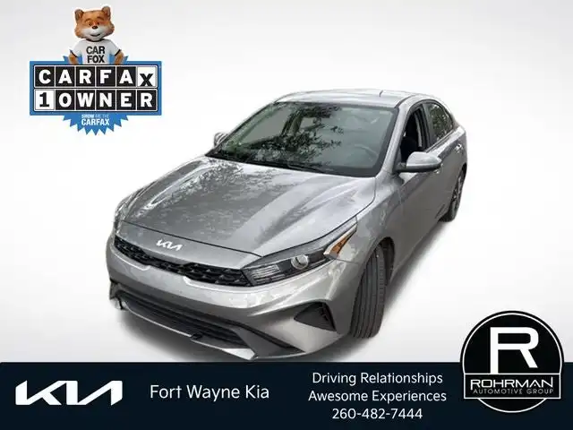 2023 Kia Forte LXS Auto's photo
