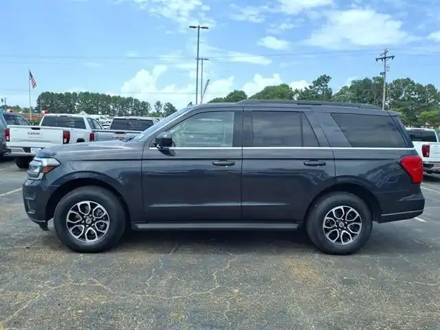 2024 Ford Expedition XLT 4x4's photo