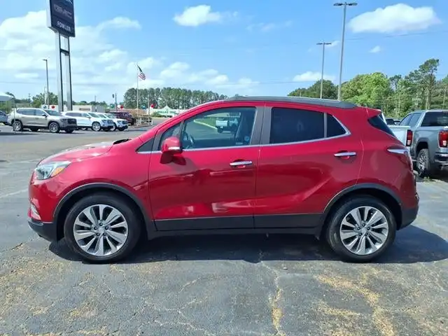 2019 Buick Encore Preferred's photo